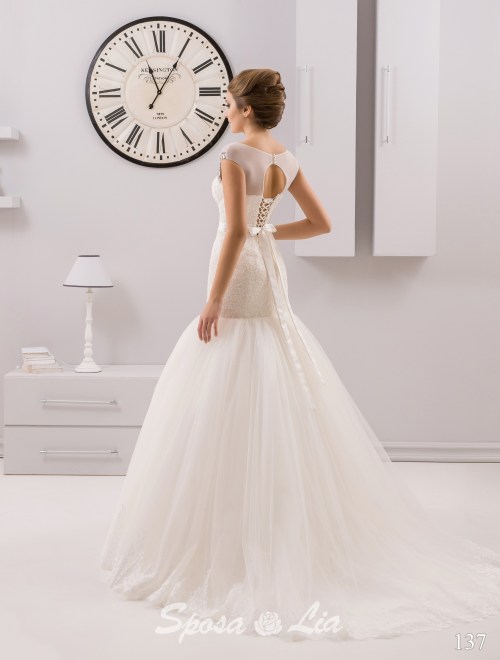 https://www.sposa-lia.com/images/stories/virtuemart/product/137 (3).jpg